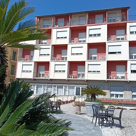 Hotel Robinia Imperia Exterior photo